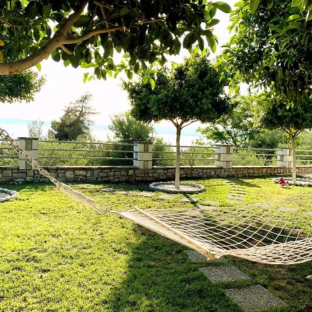 B-oasis Semi-ground Floor Holiday home *